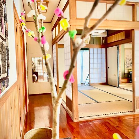 島の民泊 天川 -てぃんご- Tingo Japanese Kominka Stay Tatsugo Exteriör bild